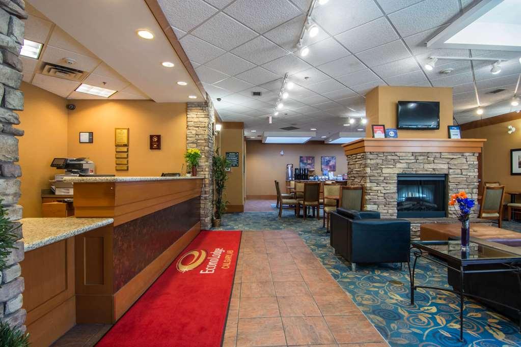 Econo Lodge Inn & Suites University YYC Inreriör bild